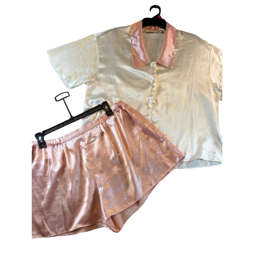 Victorias Secret Vintage Satin Pajama Set Cream Pink Short Sleeve Shorts Small